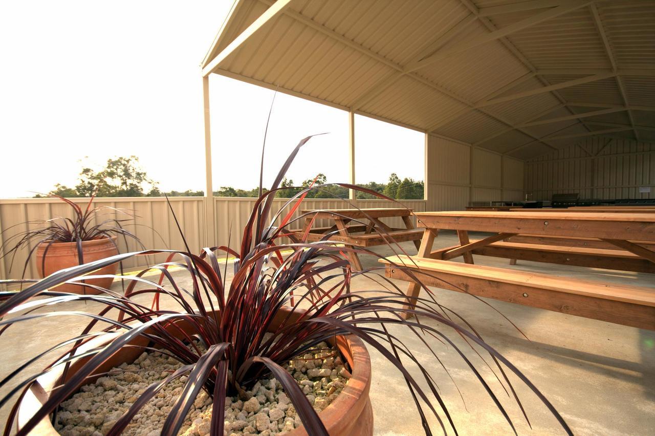 Collie Hills Accommodation Village ภายนอก รูปภาพ
